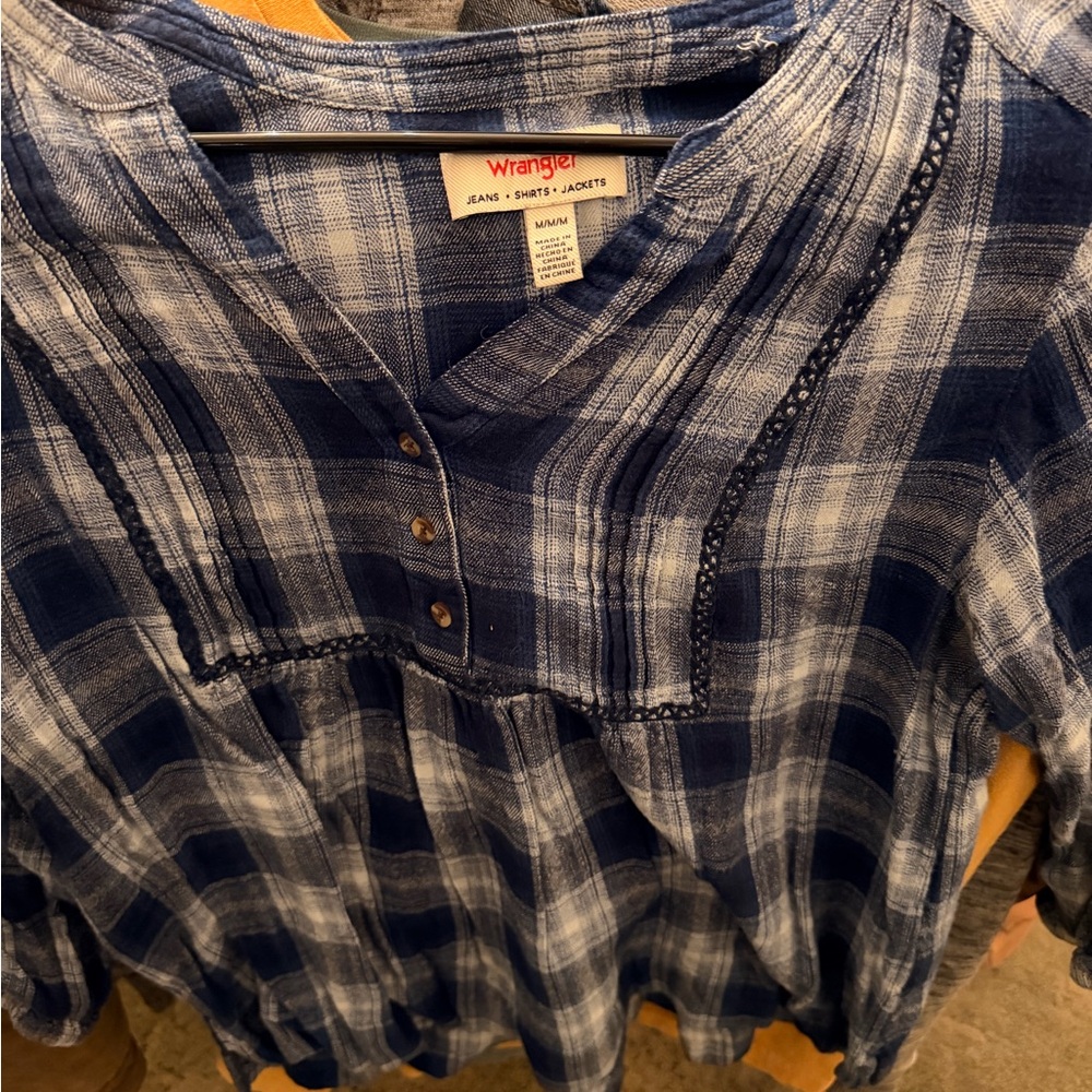 Wrangler Navy and White Checkered Top